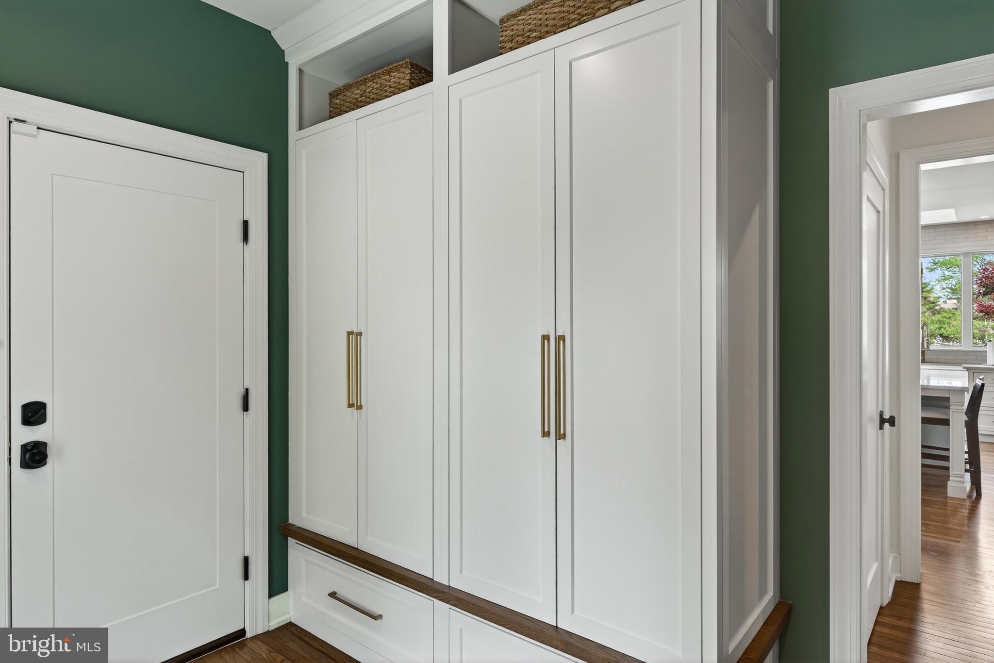 ROSSMORE - Residential