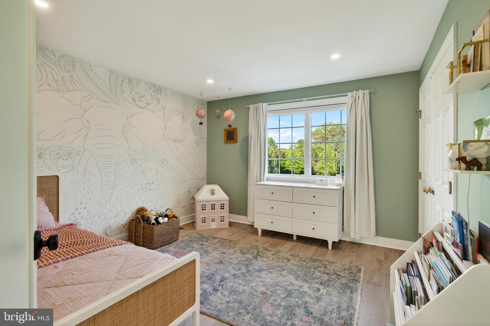 ROSSMORE - Residential