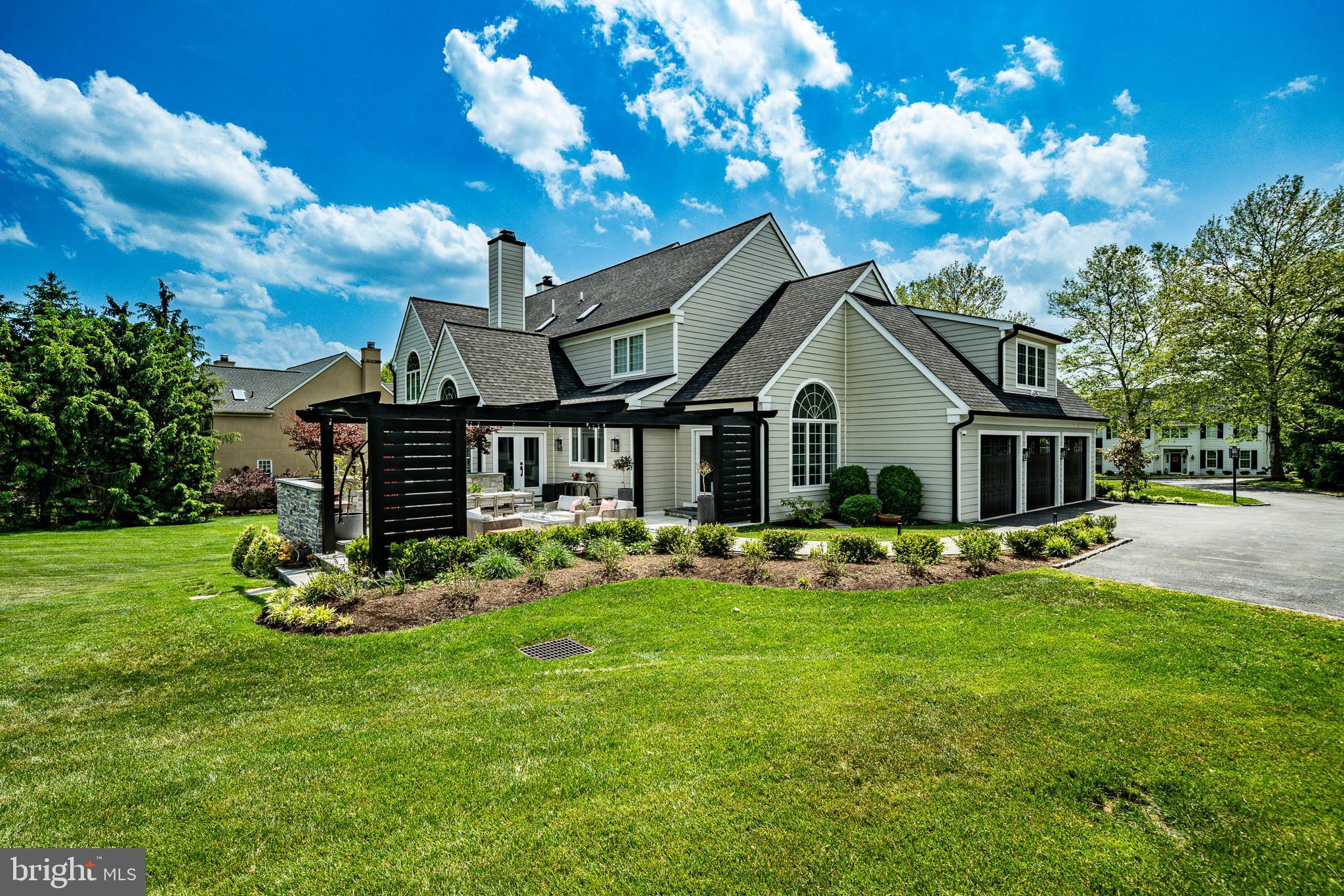 ROSSMORE - Residential