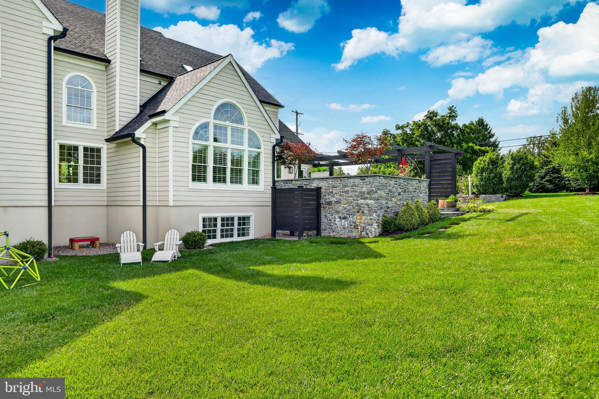 ROSSMORE - Residential