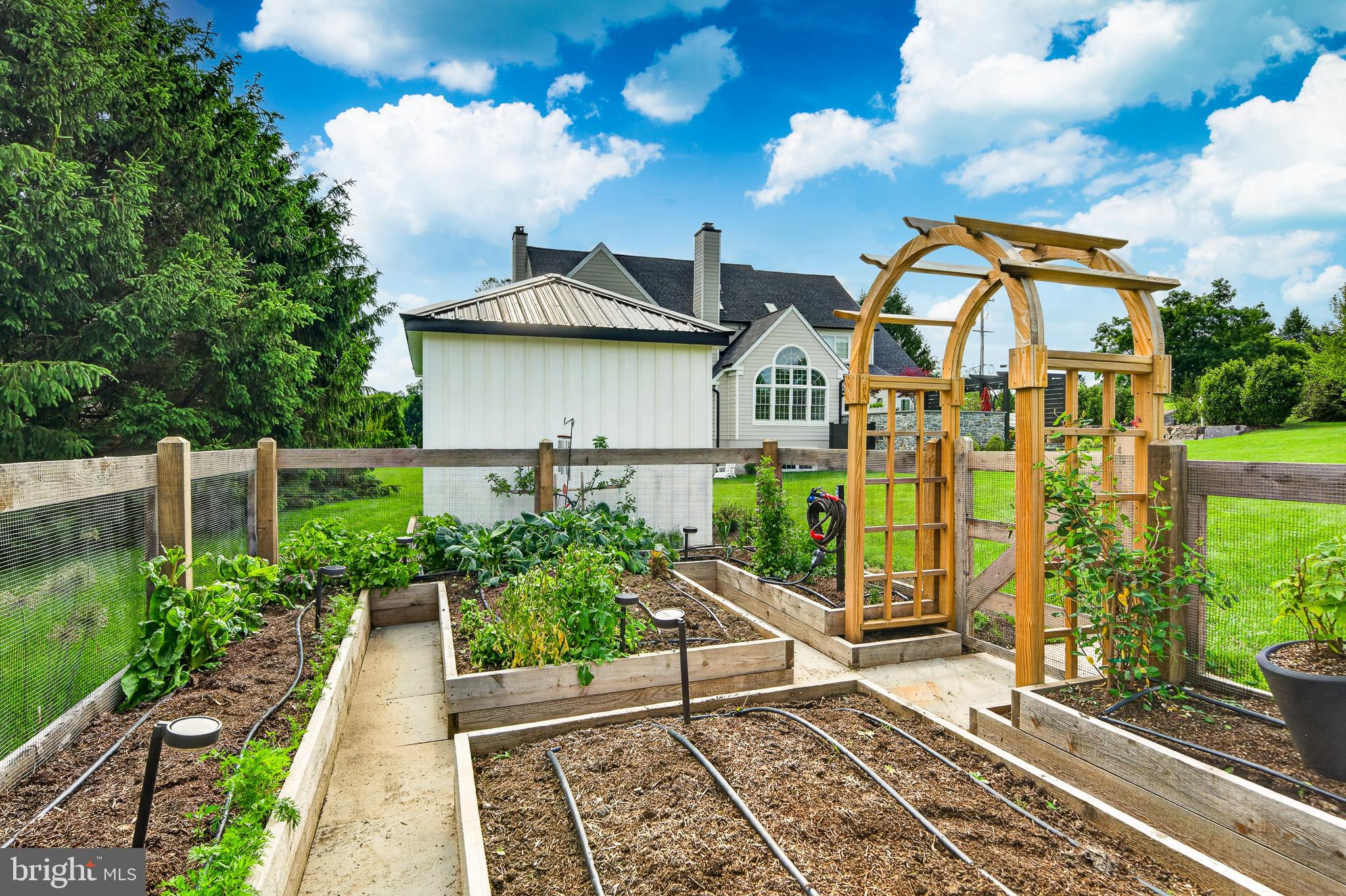 ROSSMORE - Residential