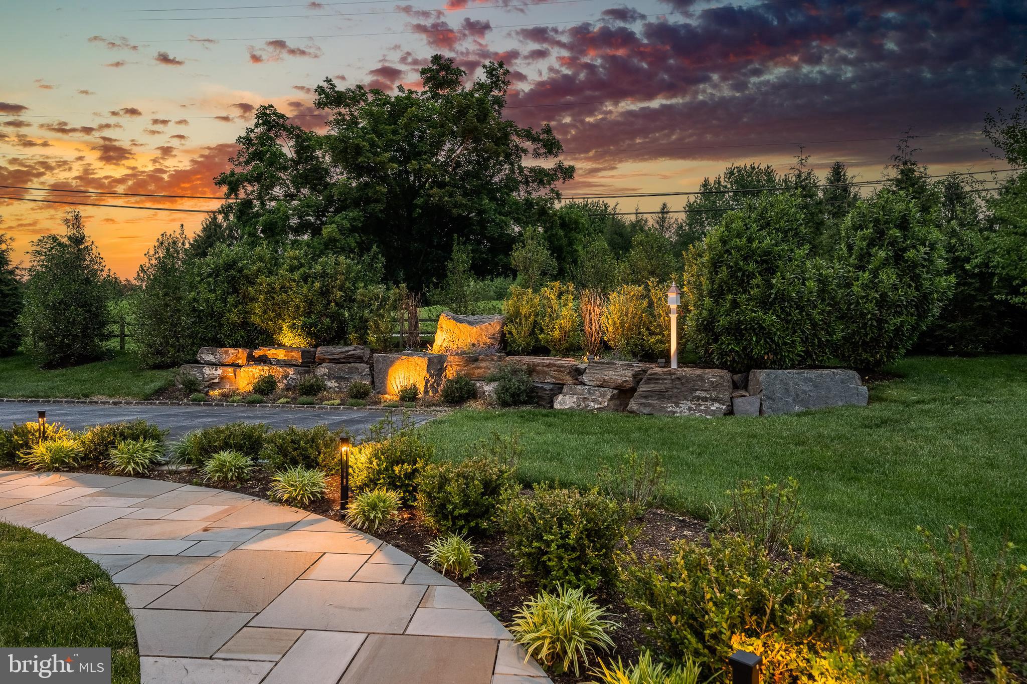 ROSSMORE - Residential