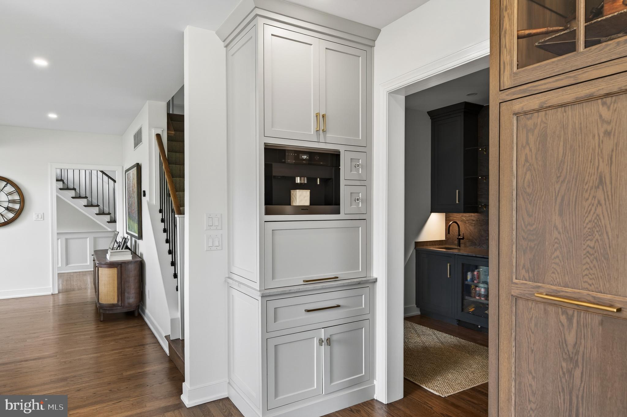 ROSSMORE - Residential