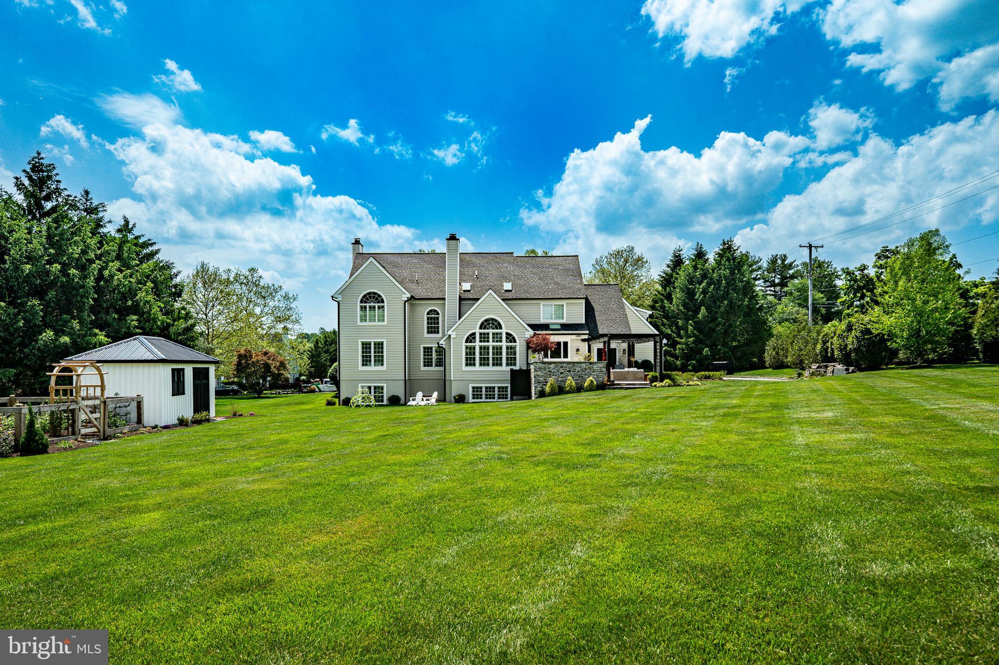 ROSSMORE - Residential