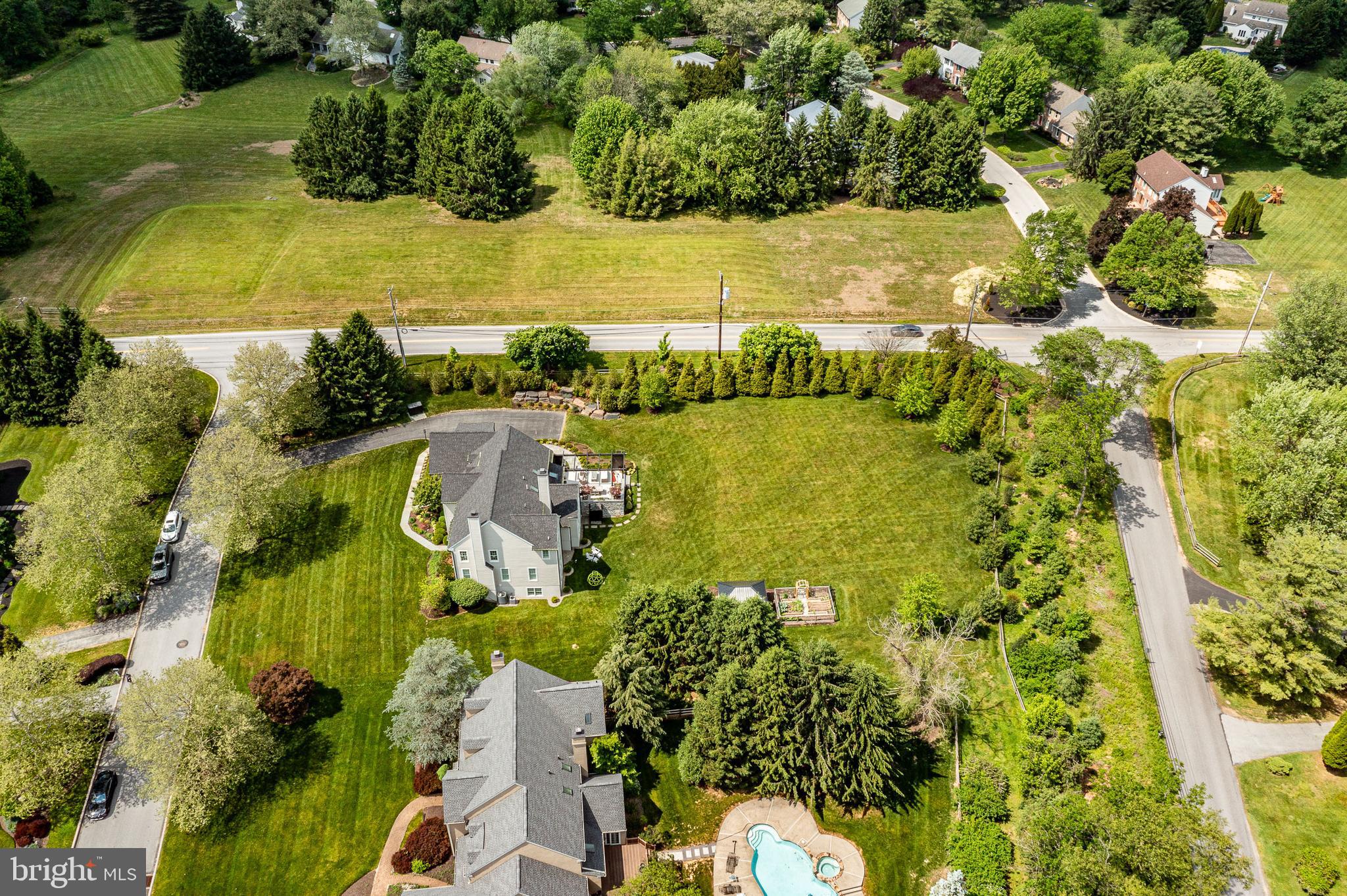 ROSSMORE - Residential