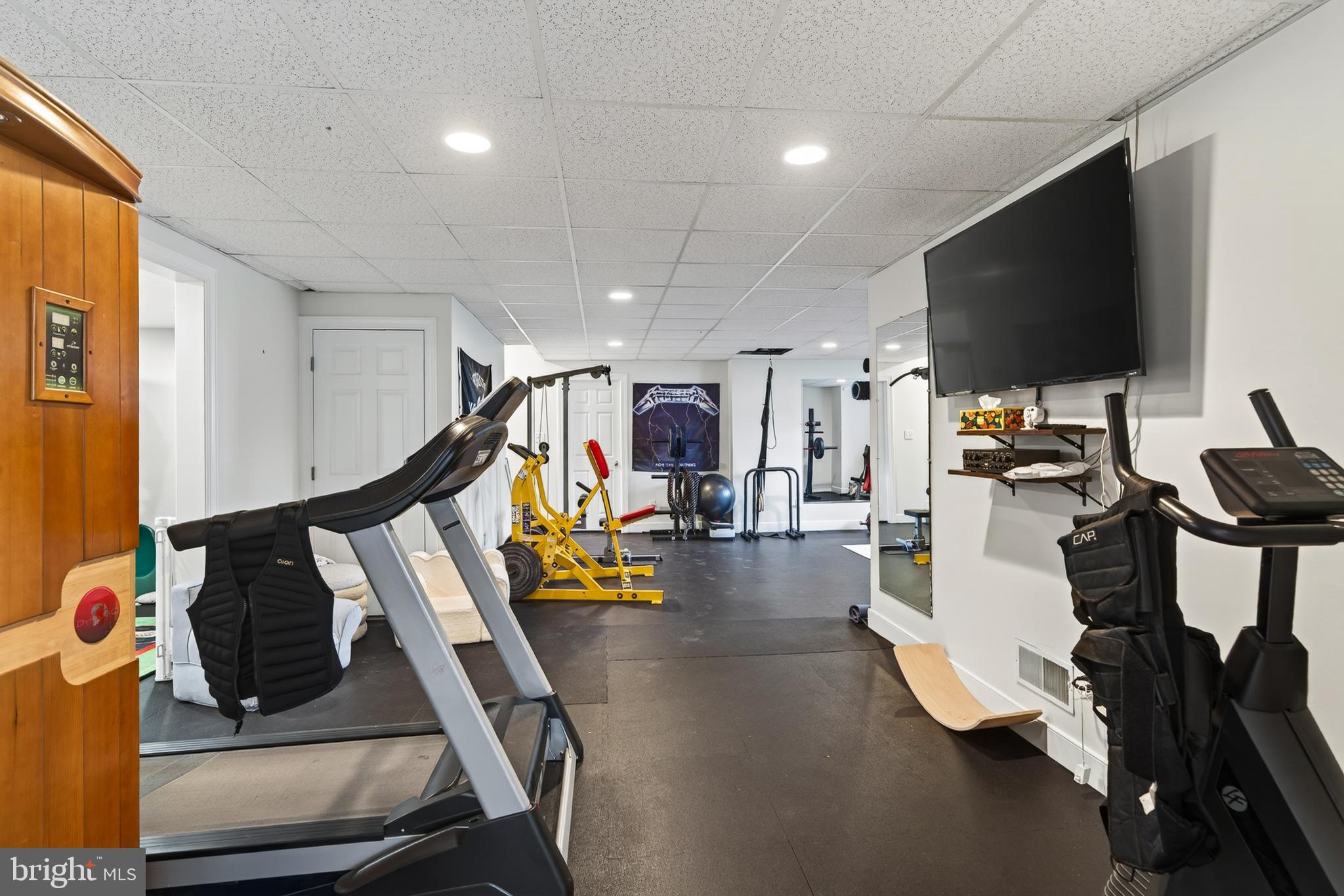 ROSSMORE - Residential