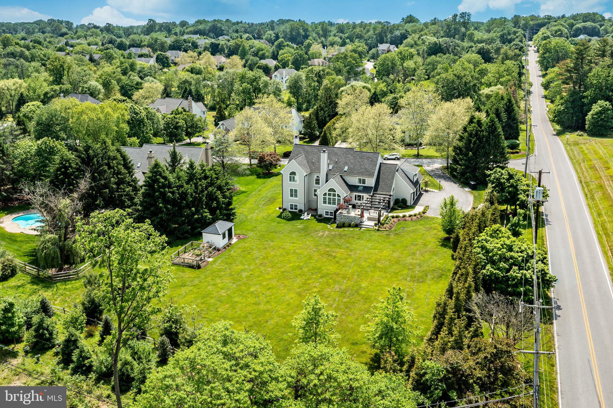 ROSSMORE - Residential