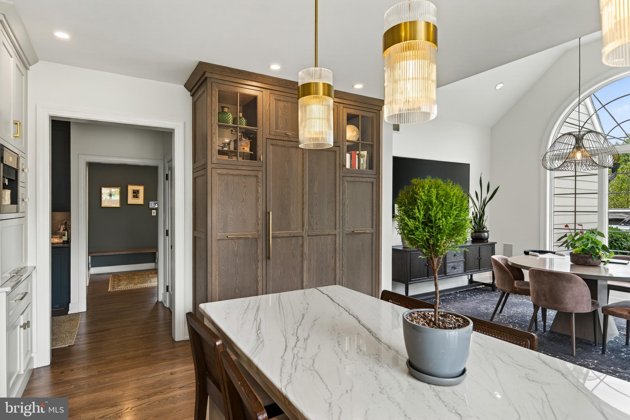 ROSSMORE - Residential