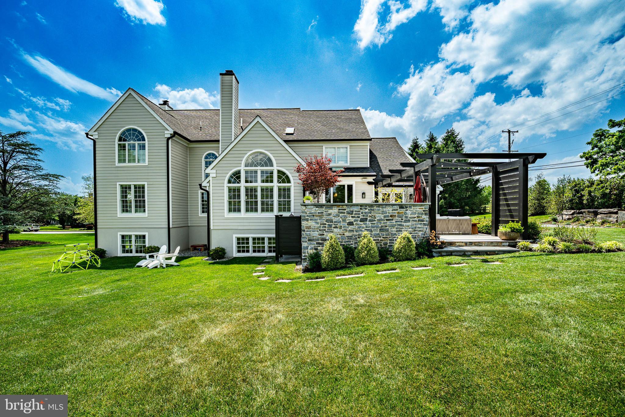 ROSSMORE - Residential
