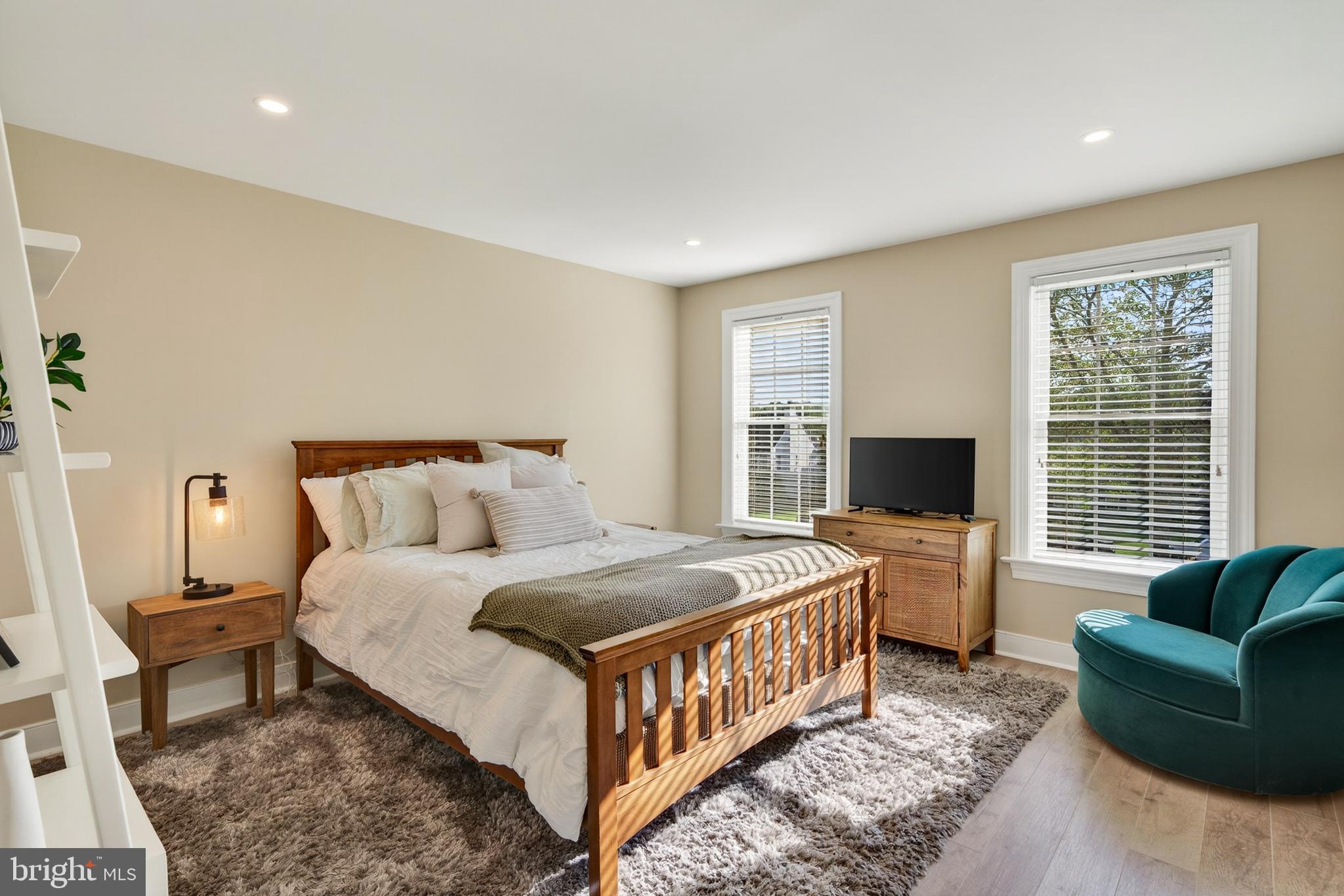 ROSSMORE - Residential