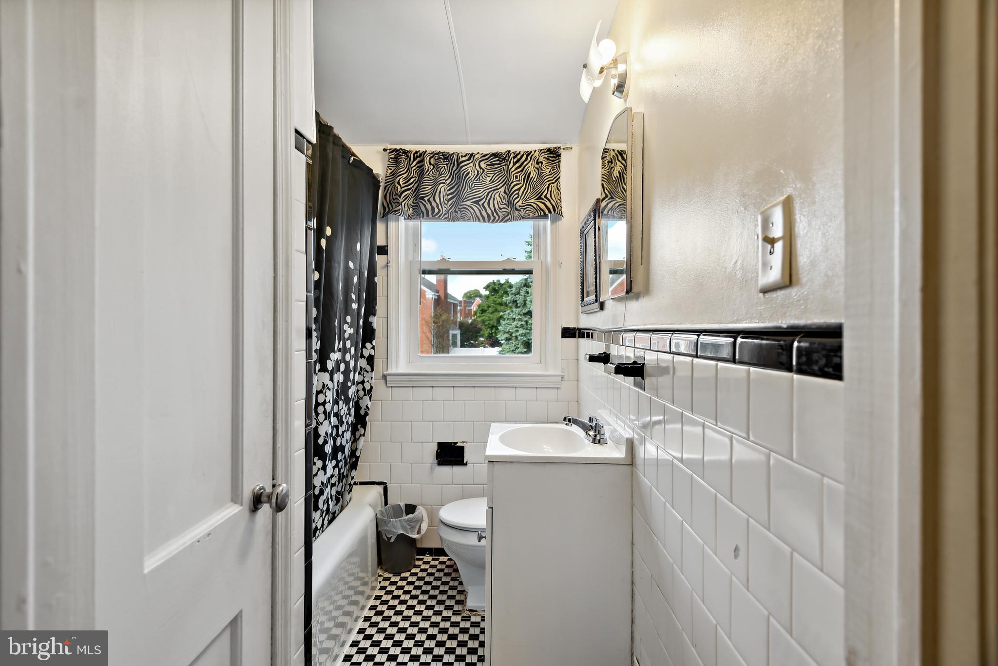 KNETTISHALL - Residential