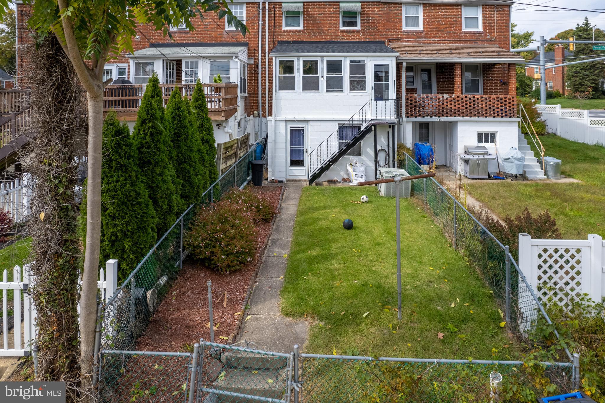 KNETTISHALL - Residential