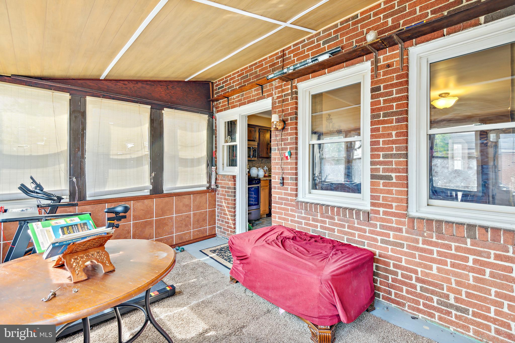 KNETTISHALL - Residential