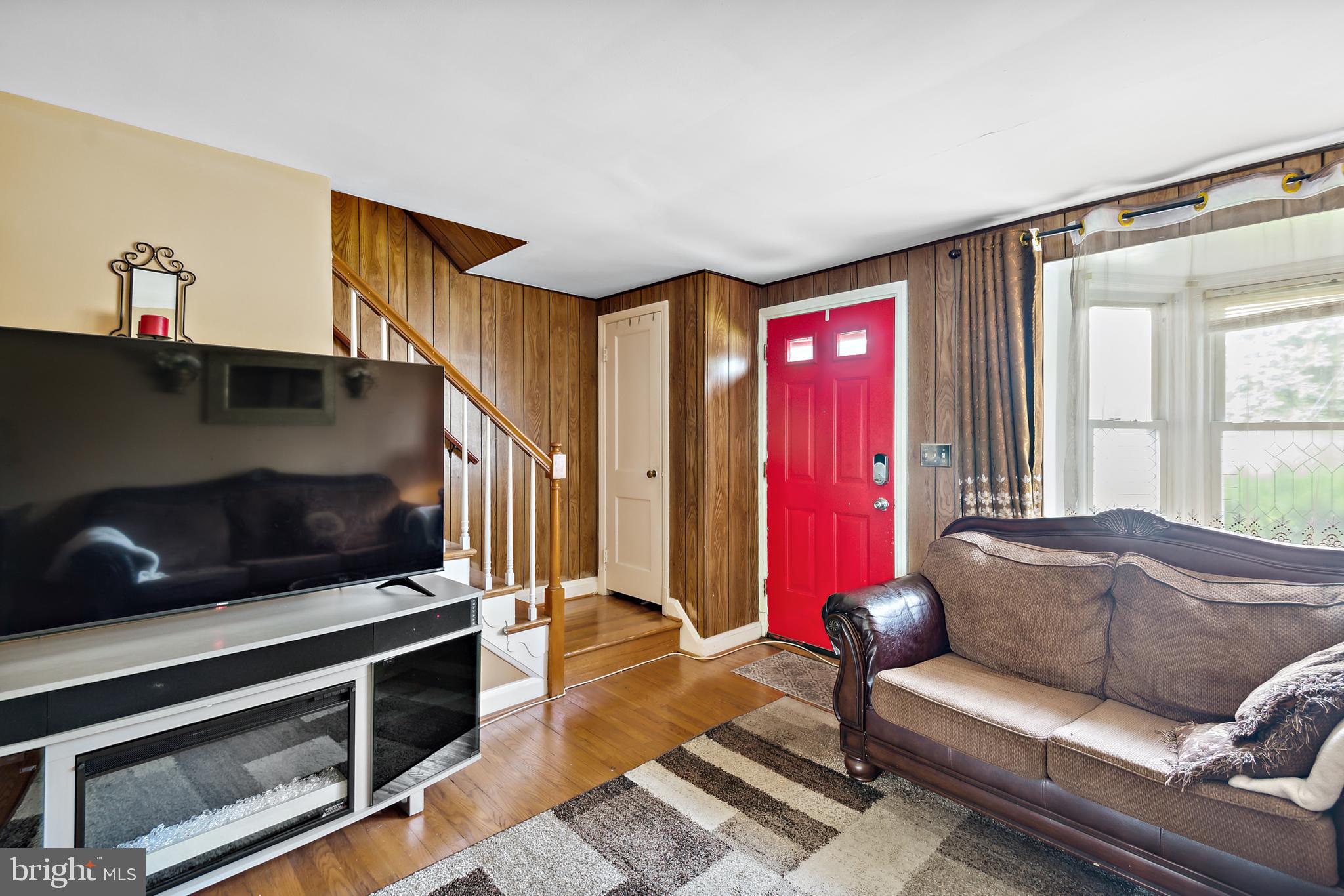 KNETTISHALL - Residential