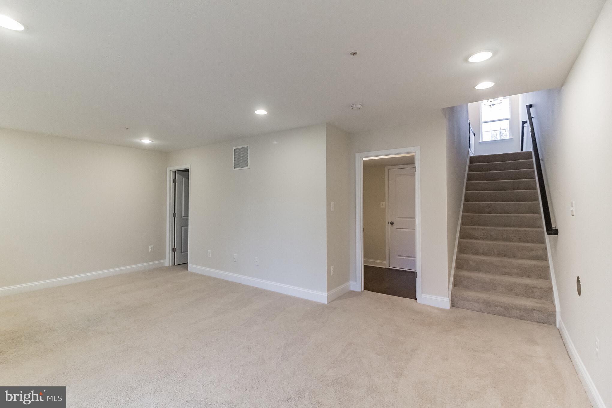 SUMMERFIELD VILLAGE - Residential