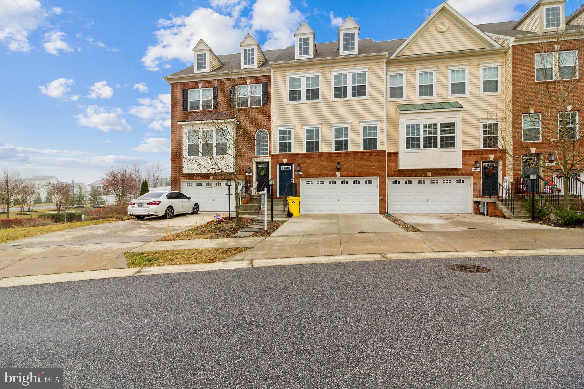 SUMMERFIELD VILLAGE - Residential