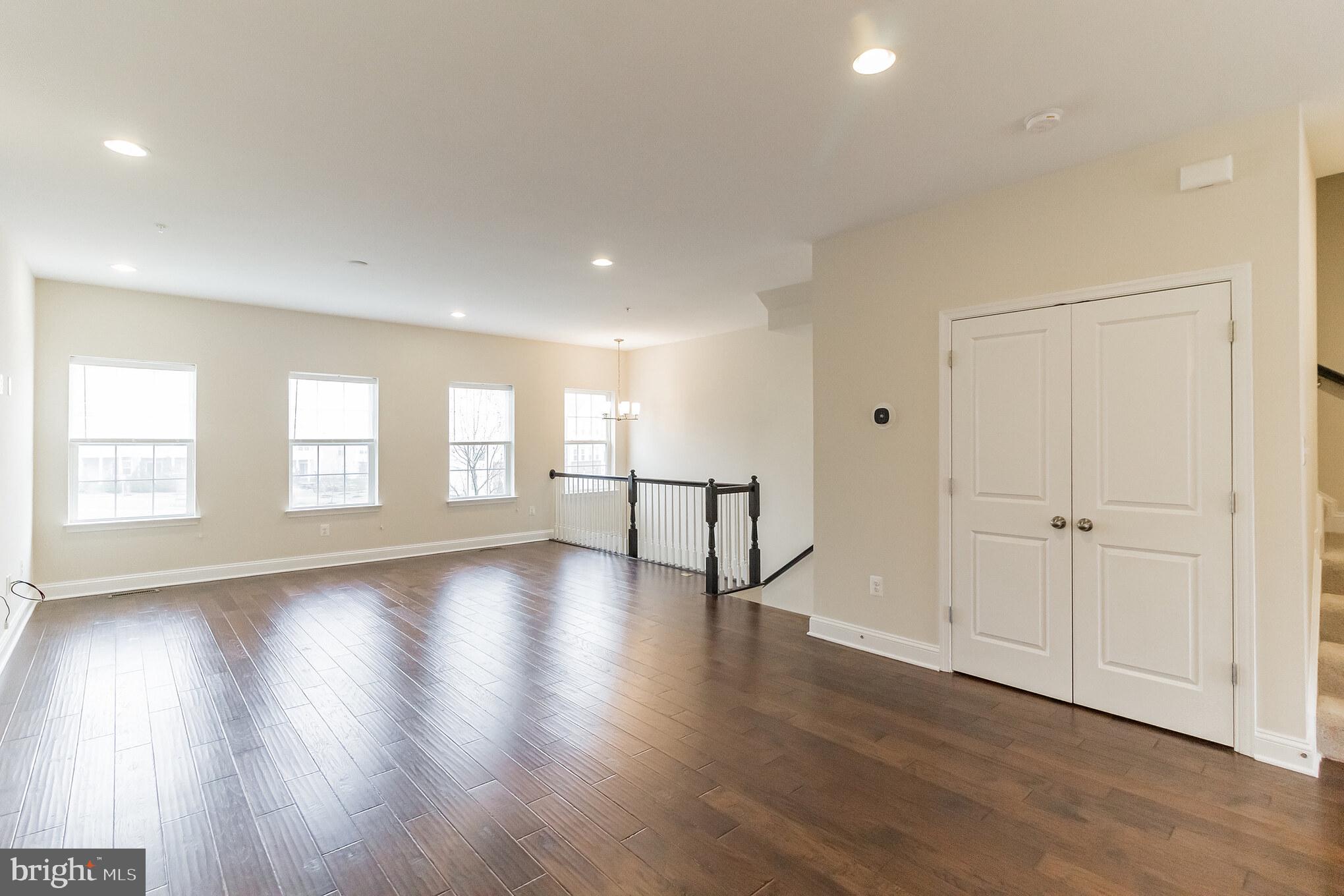 SUMMERFIELD VILLAGE - Residential