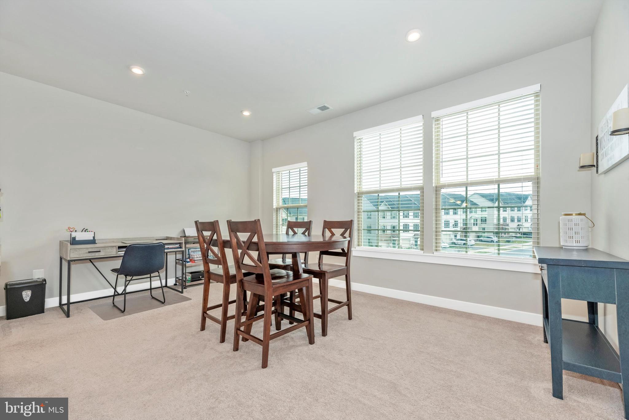 OAKDALE VILLAGE - Residential