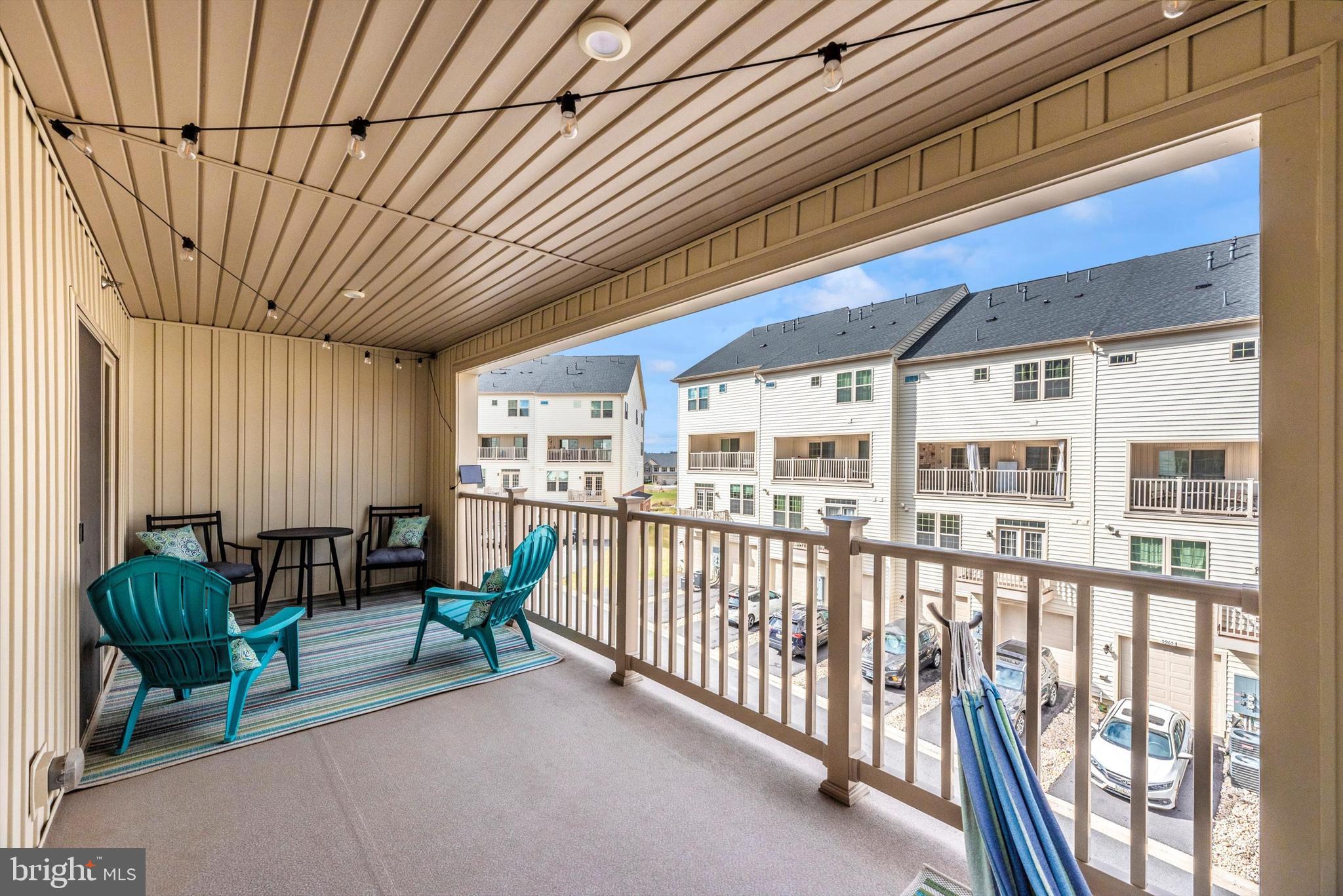 OAKDALE VILLAGE - Residential