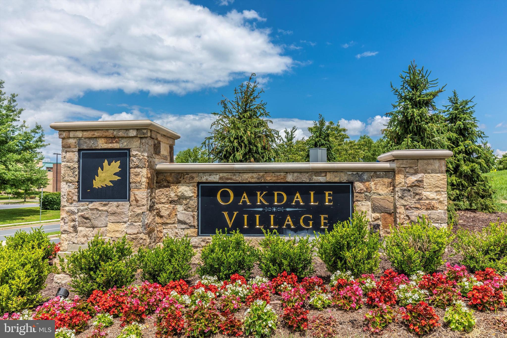 OAKDALE VILLAGE - Residential