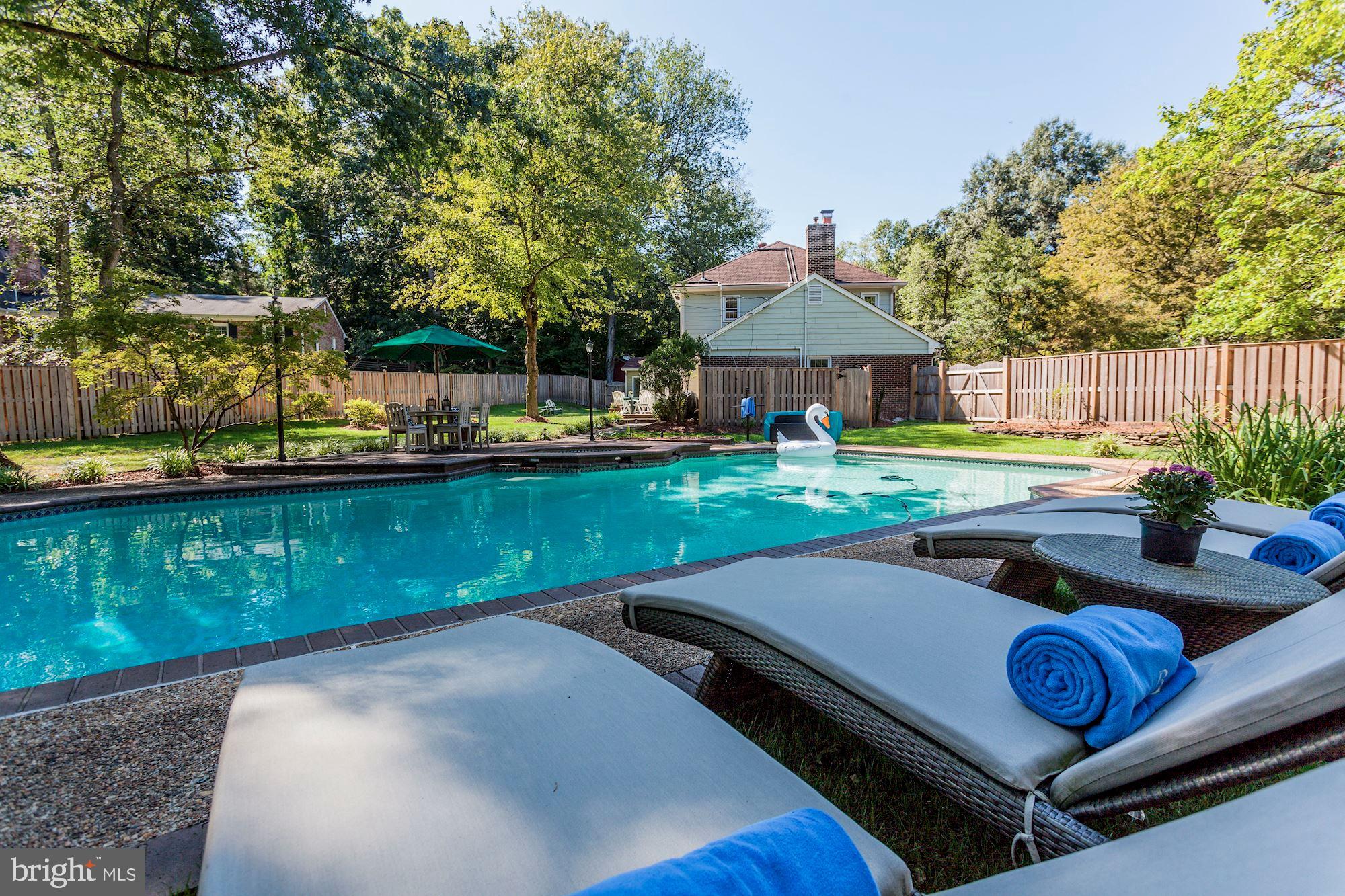 RIVERSIDE ESTATES - Residential