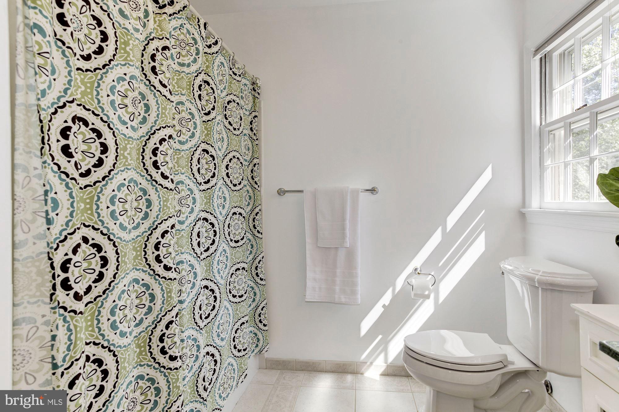 RIVERSIDE ESTATES - Residential