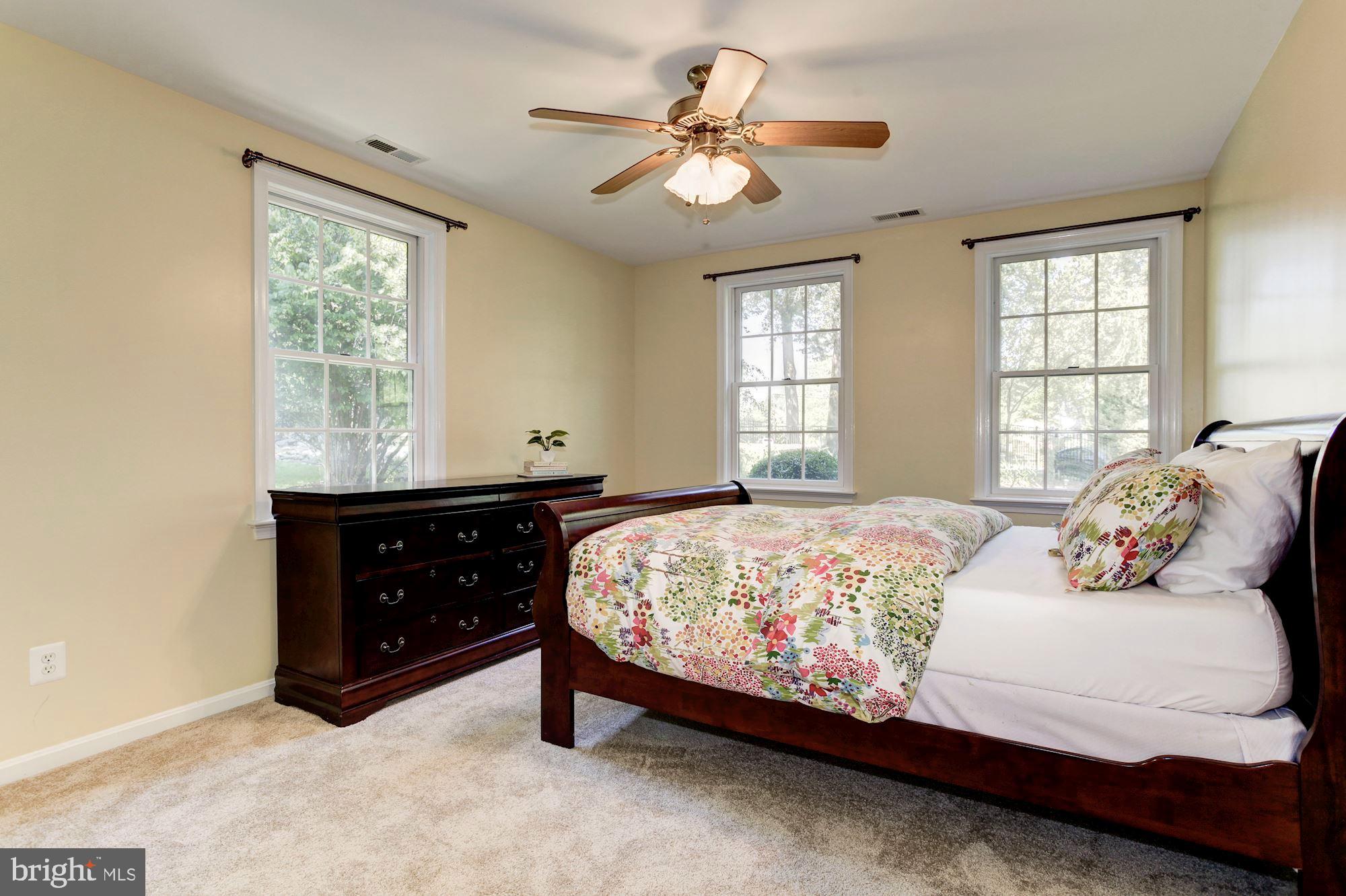 RIVERSIDE ESTATES - Residential