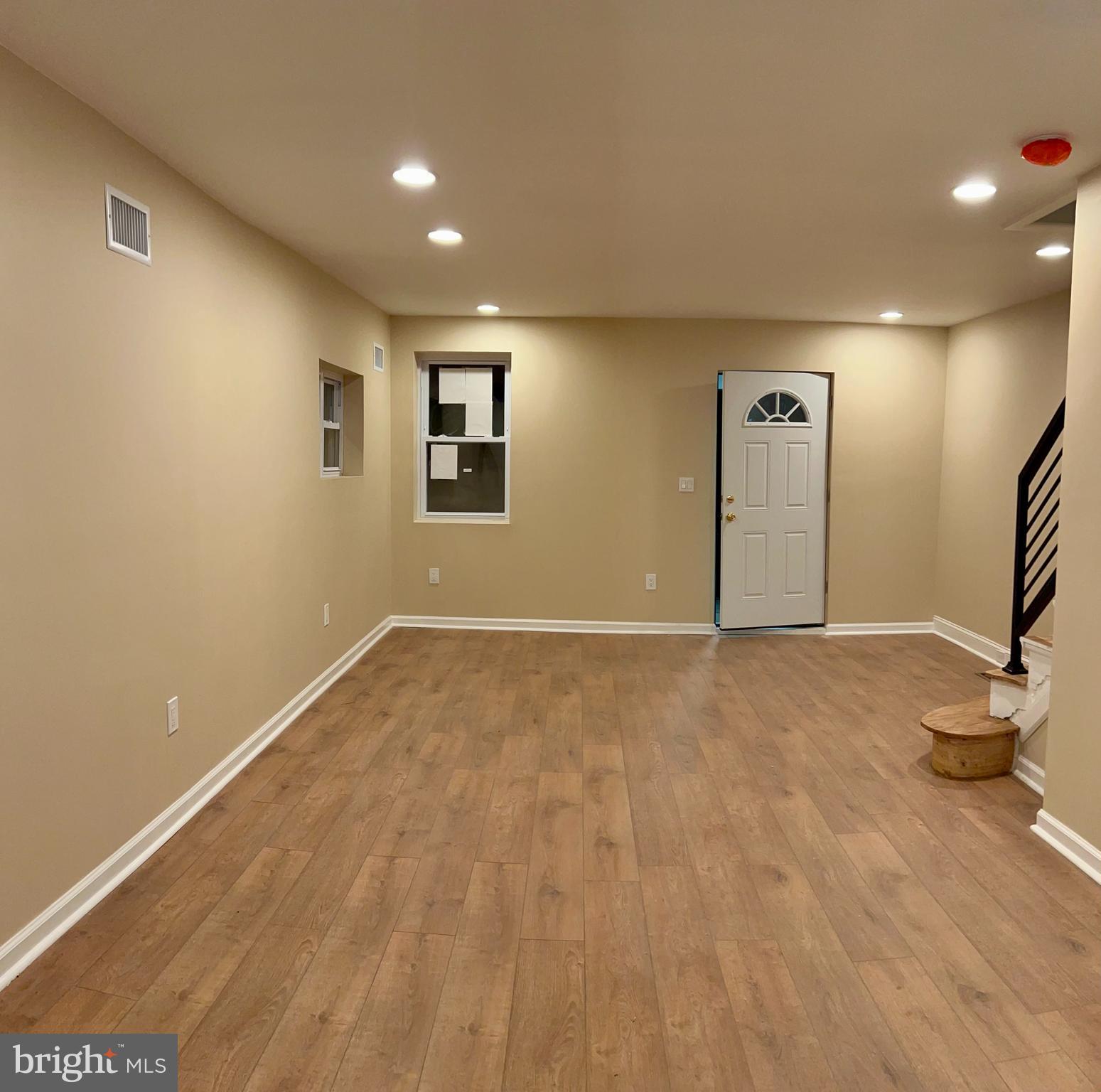 LANSDOWNE - Residential