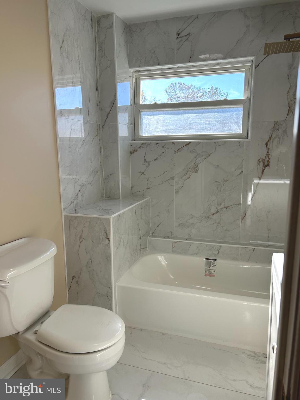 LANSDOWNE - Residential