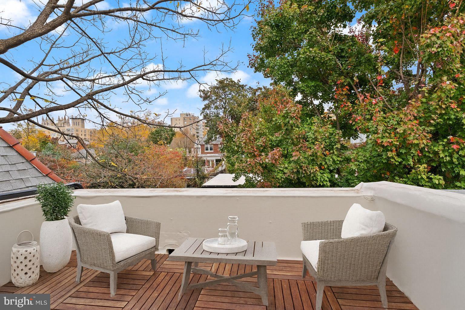 OBSERVATORY CIRCLE - Residential