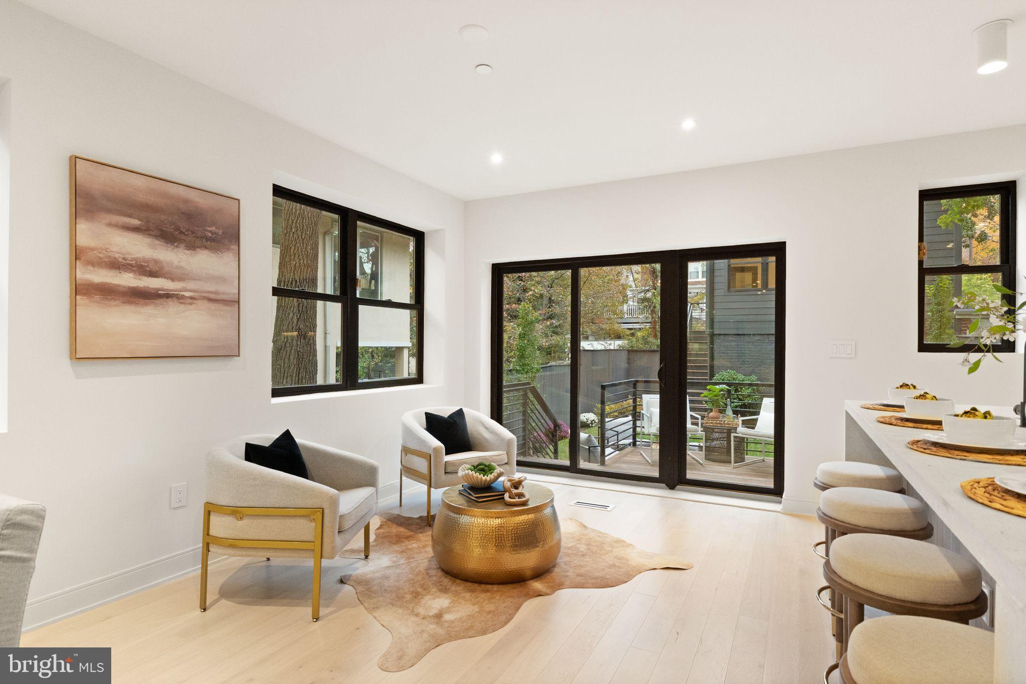 OBSERVATORY CIRCLE - Residential
