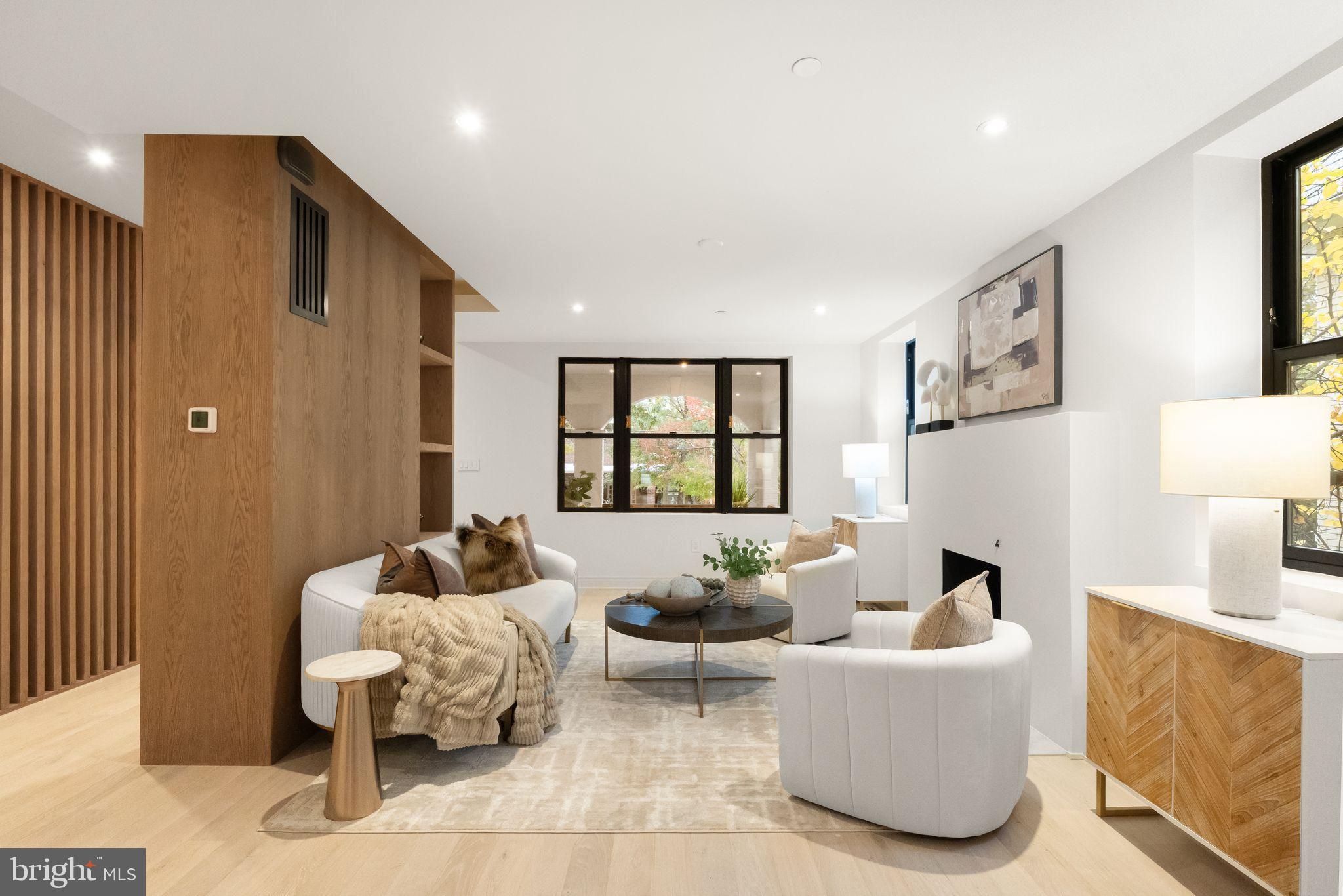 OBSERVATORY CIRCLE - Residential