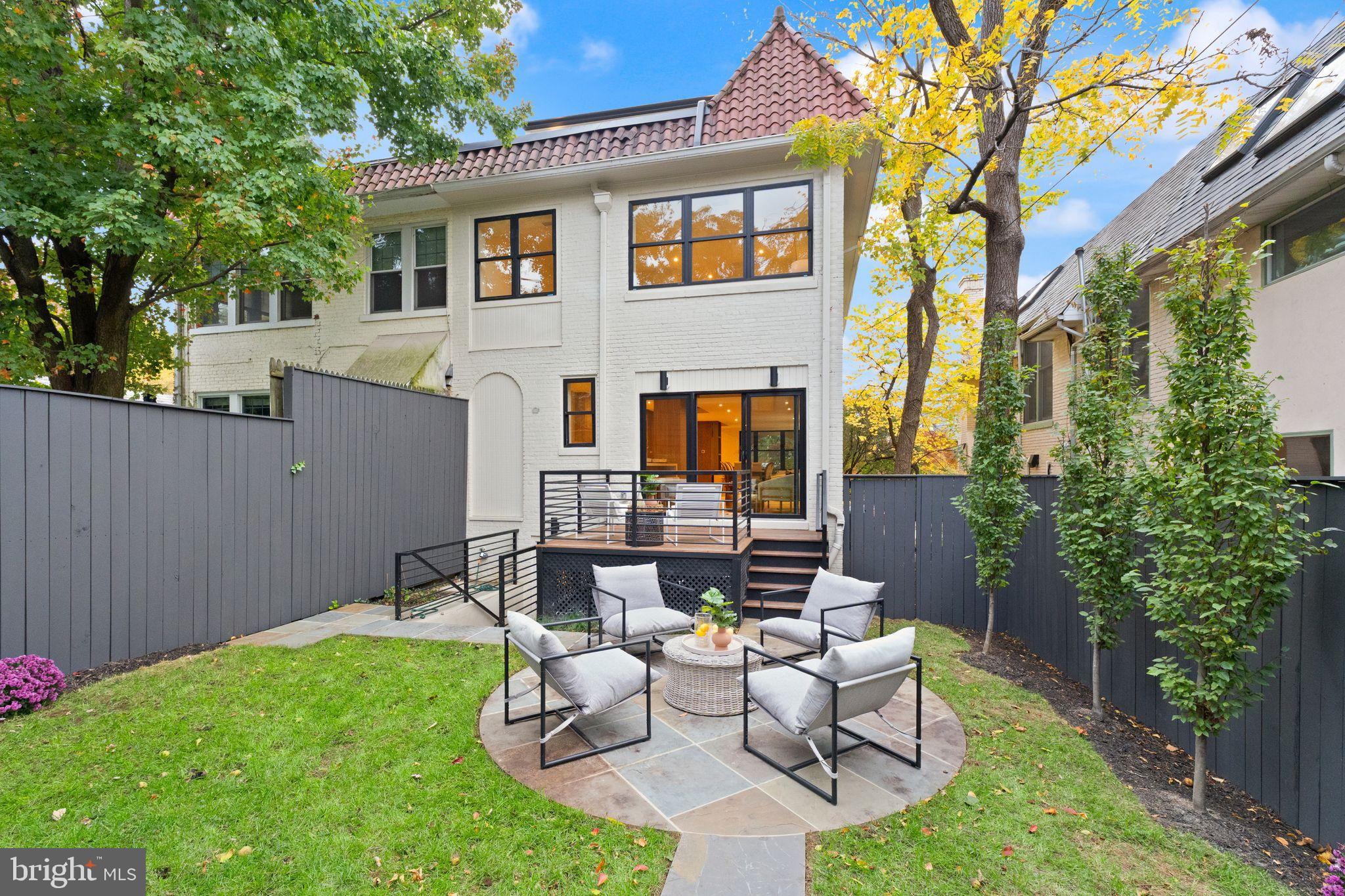 OBSERVATORY CIRCLE - Residential
