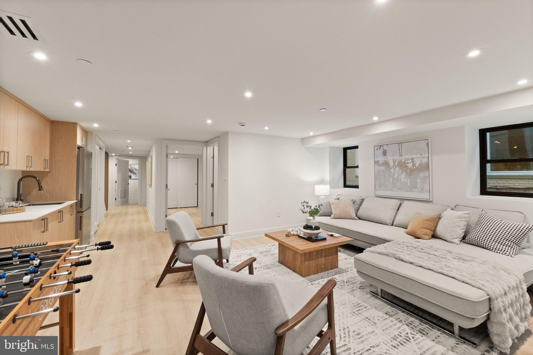 OBSERVATORY CIRCLE - Residential