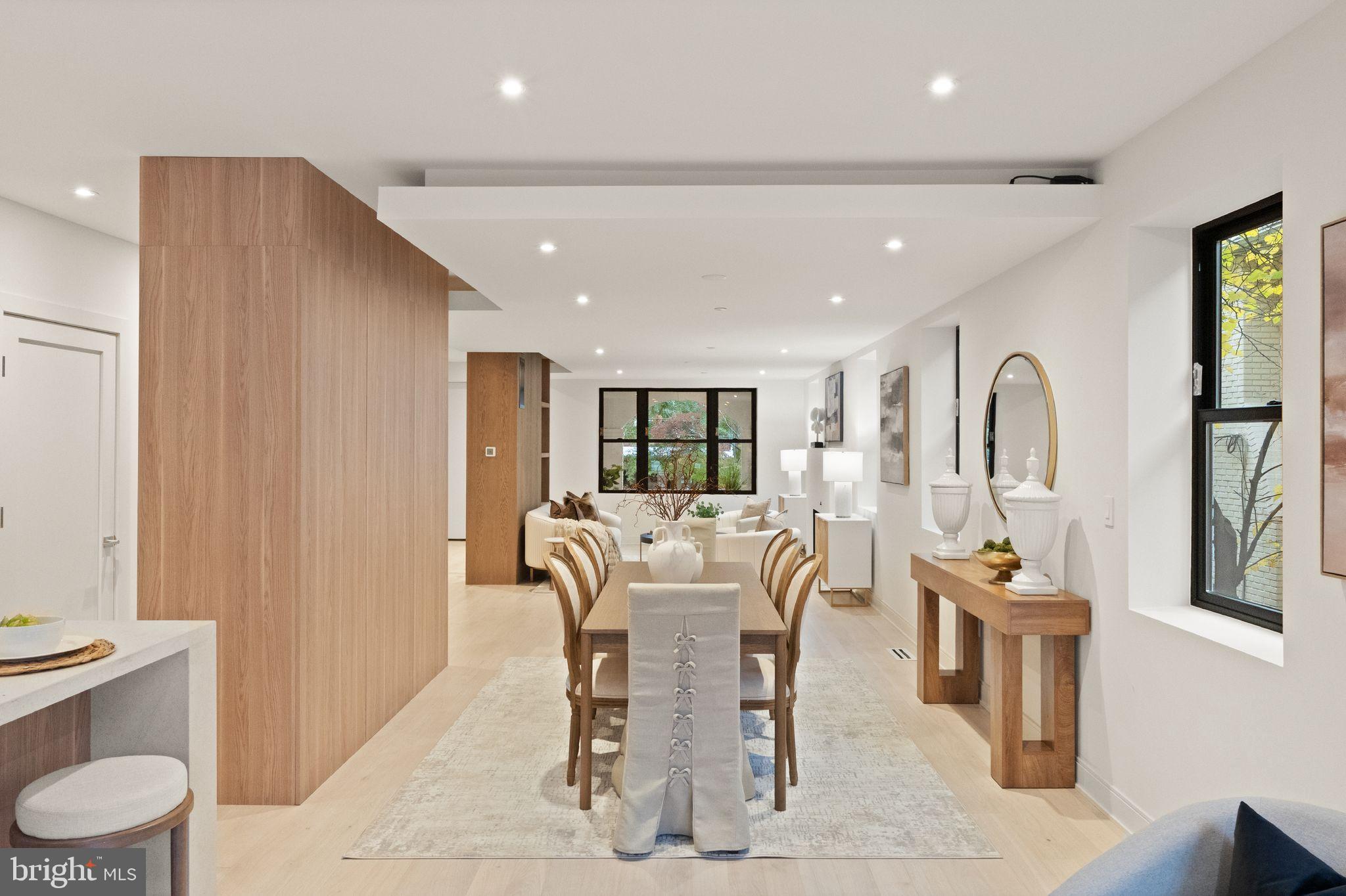 OBSERVATORY CIRCLE - Residential
