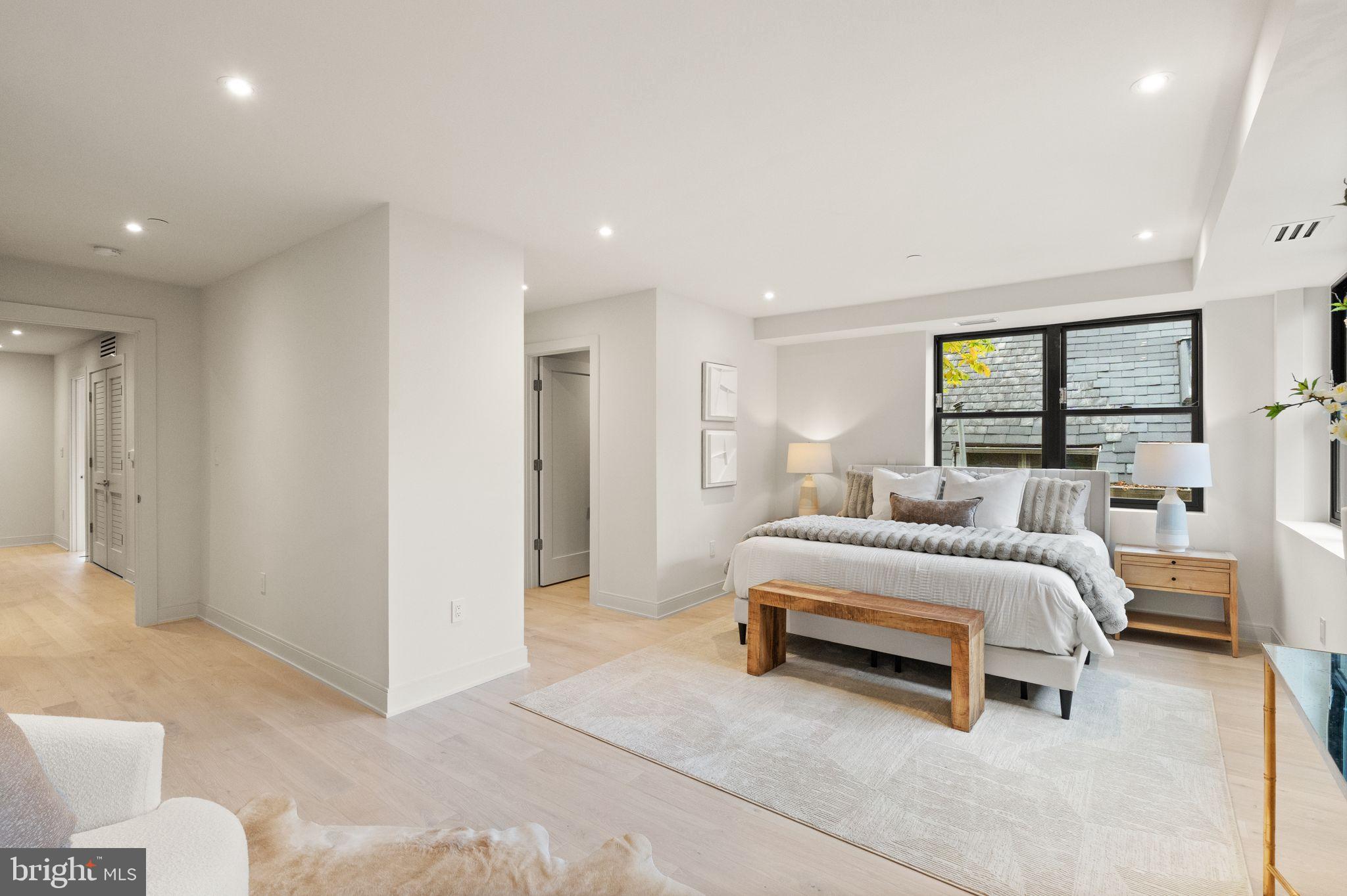 OBSERVATORY CIRCLE - Residential
