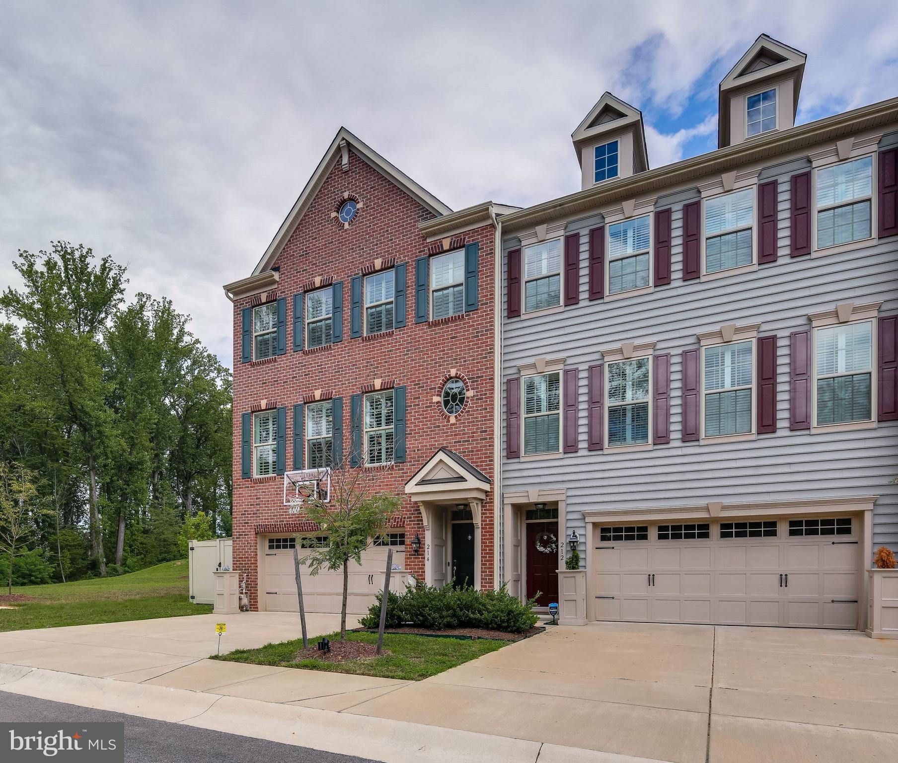 ADMIRALS RIDGE - Residential