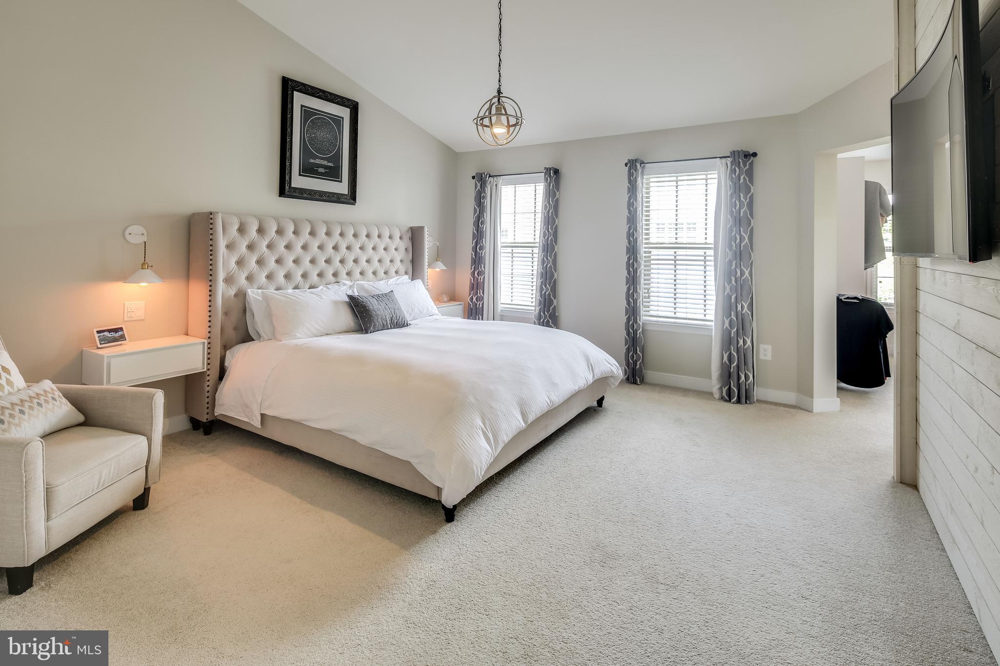 ADMIRALS RIDGE - Residential