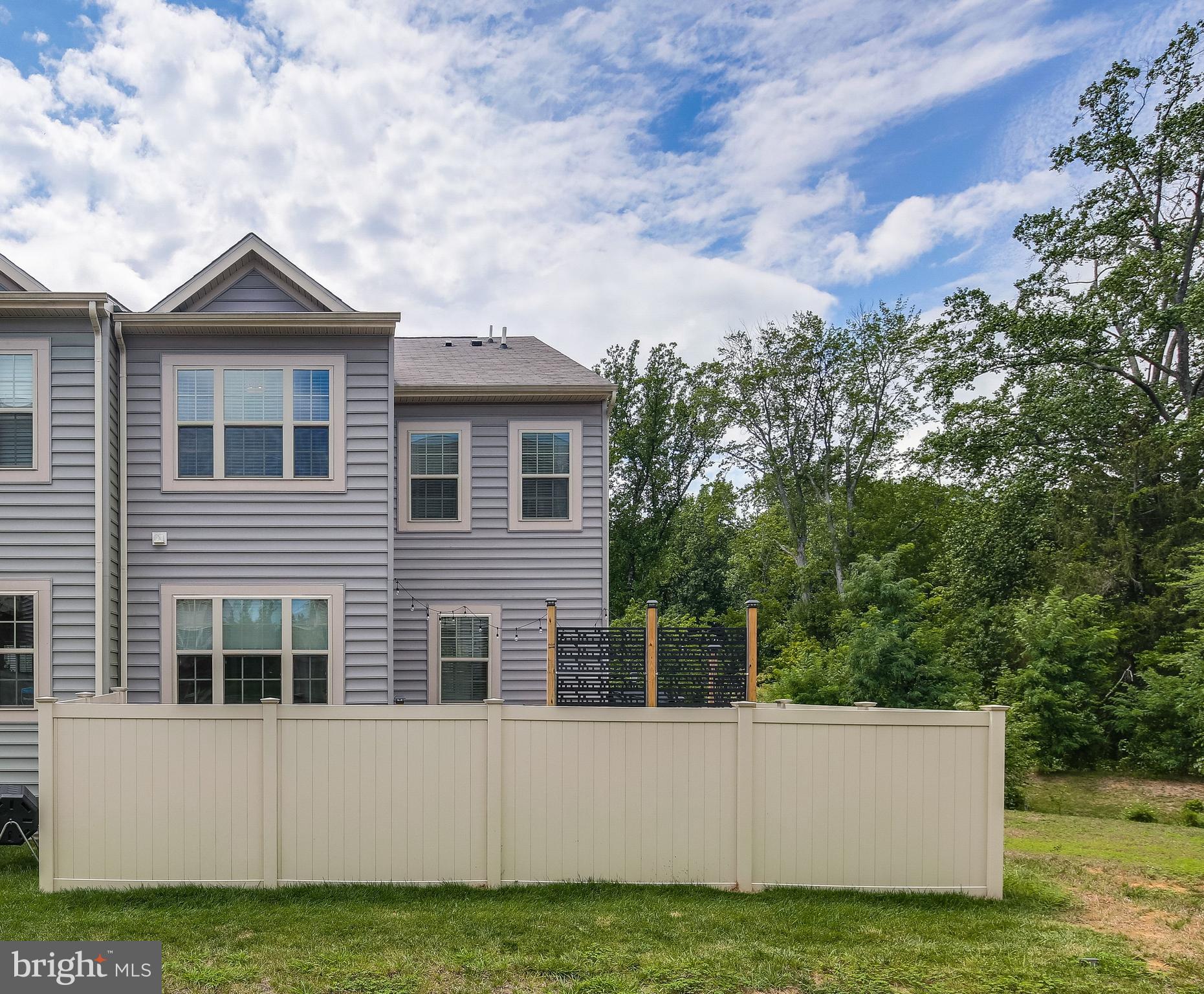 ADMIRALS RIDGE - Residential