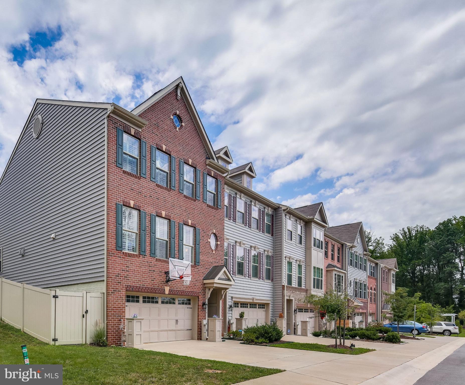 ADMIRALS RIDGE - Residential