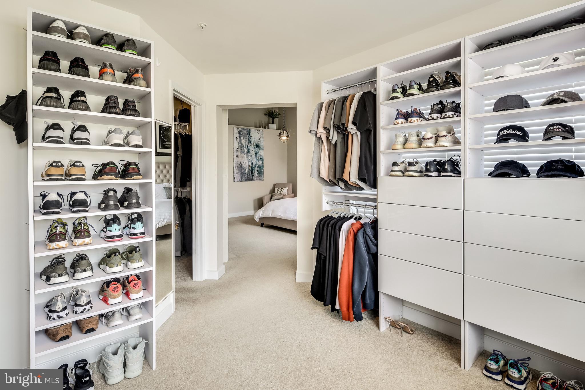 ADMIRALS RIDGE - Residential