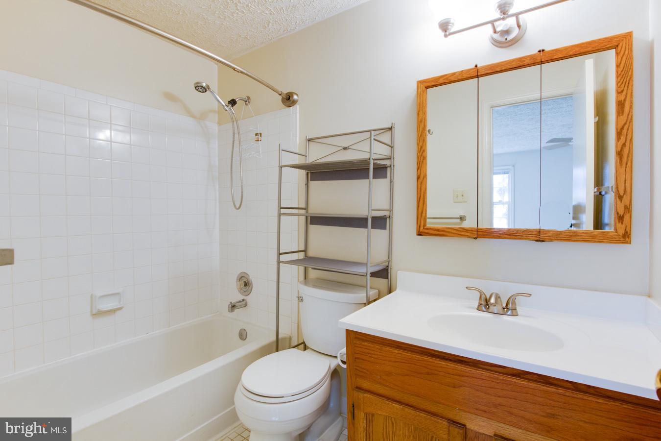 JEFFERSON GREEN - Residential Lease