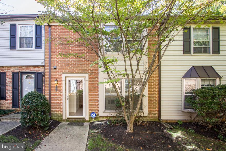 Great location, easy access to I-395, 495, Van Dorn Metro Station.Spacious updated Two Level townhouse, 2 bedroom 2 1/2 bath. New carpet and floors..Separate dining room, sliding doors to a fully fenced backyard. Residents enjoy the use of the Bren Mar Recreation Assoc with Pool, Tennis, Park & Tot Lots right across the street.