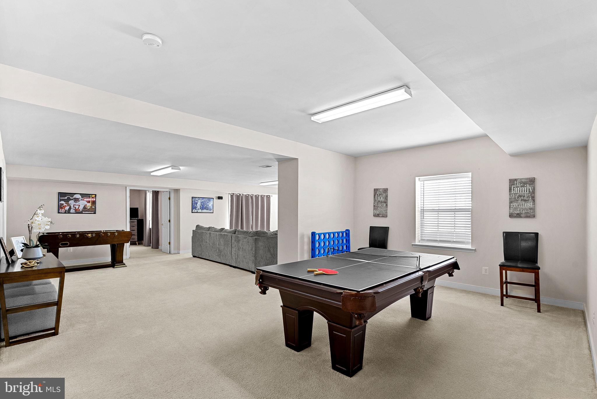 LEESBURG CROSSING - Residential