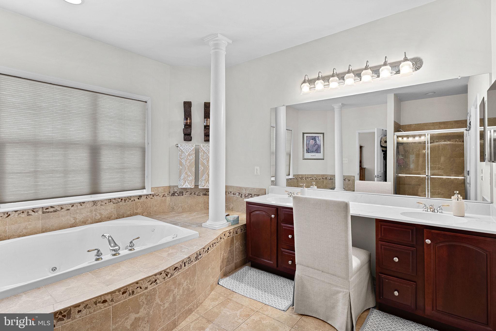 LEESBURG CROSSING - Residential