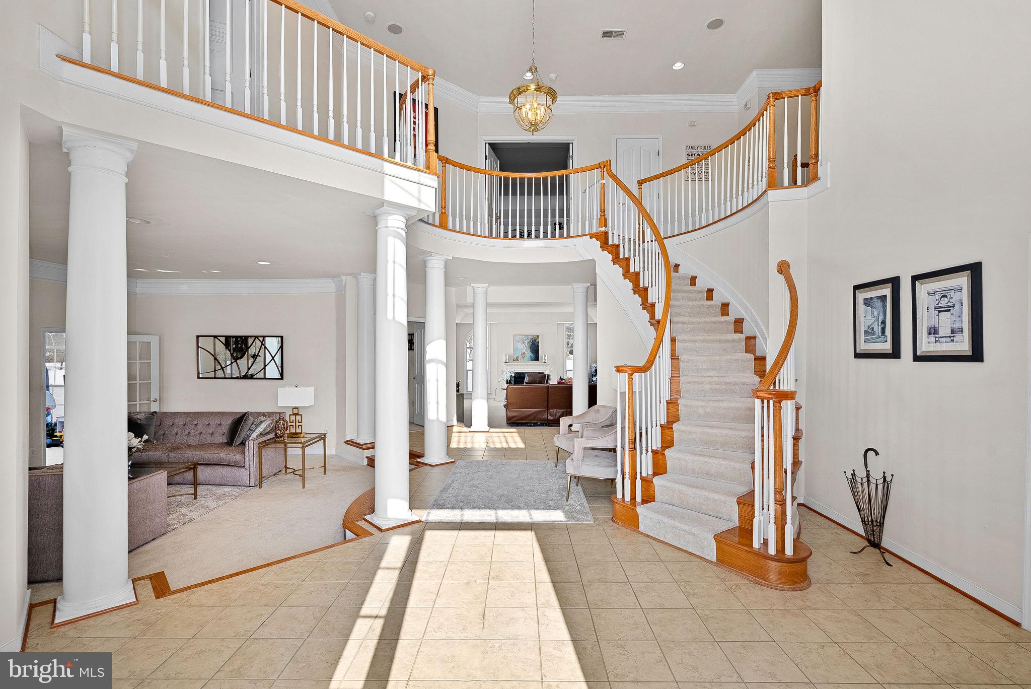 LEESBURG CROSSING - Residential