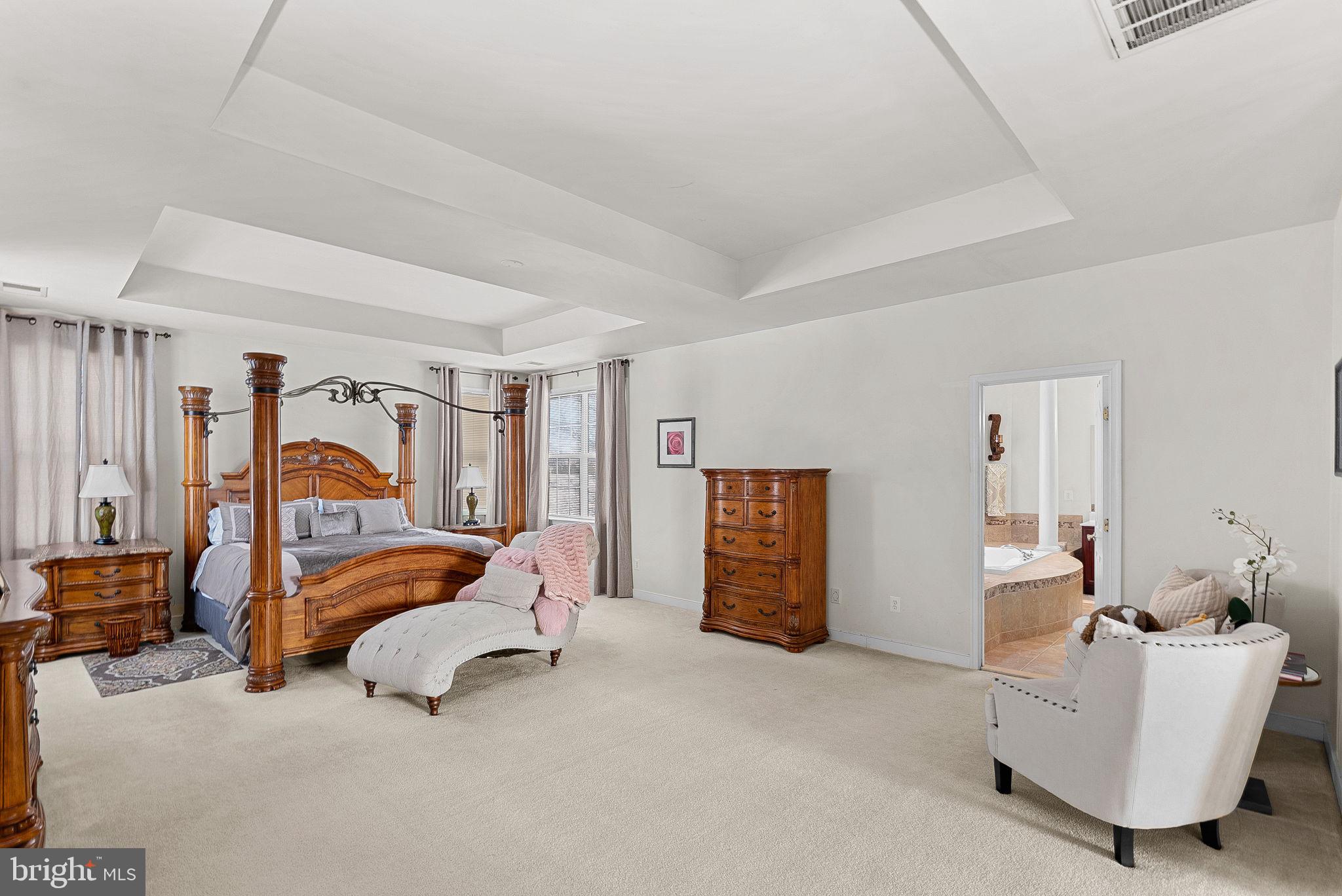 LEESBURG CROSSING - Residential