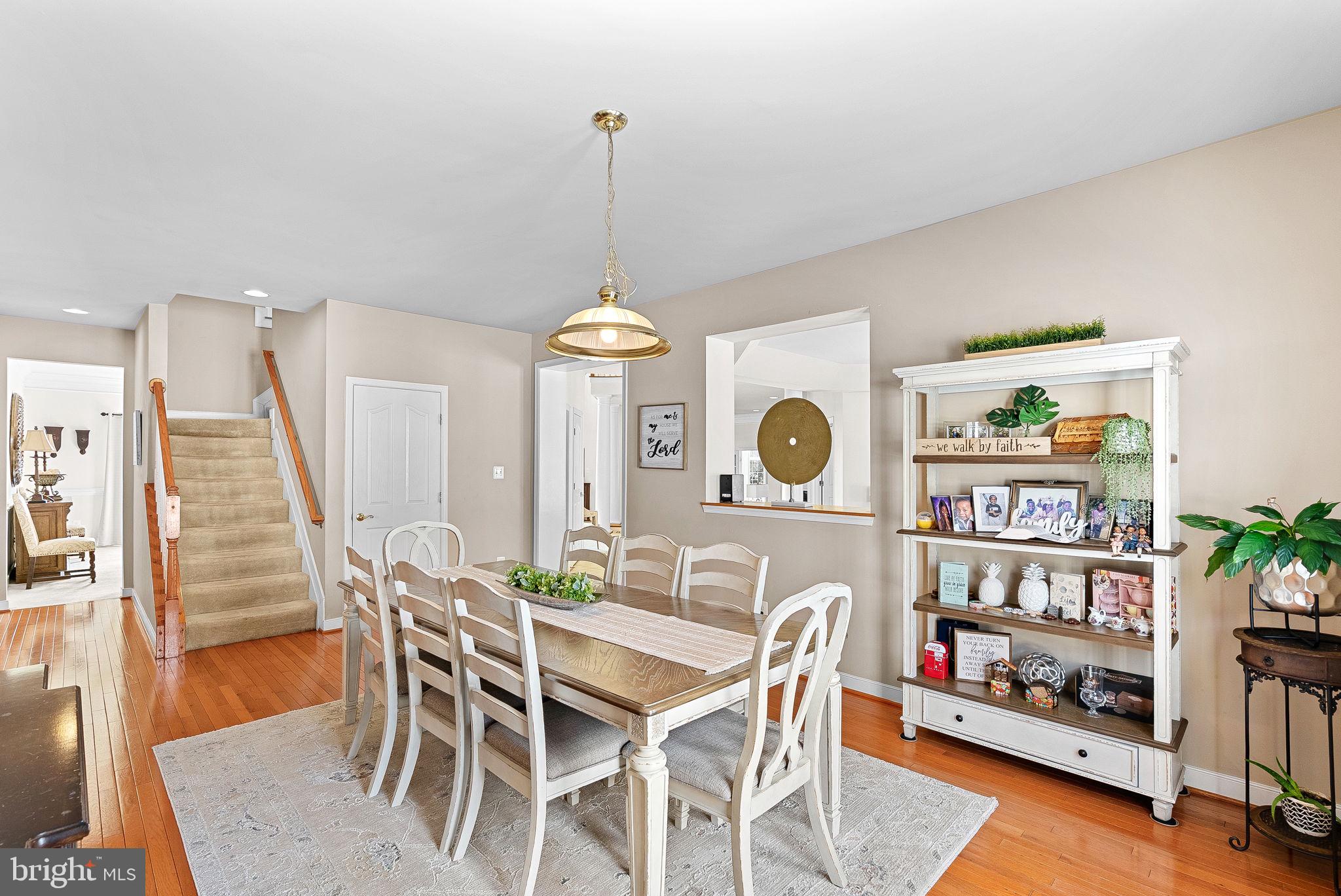 LEESBURG CROSSING - Residential