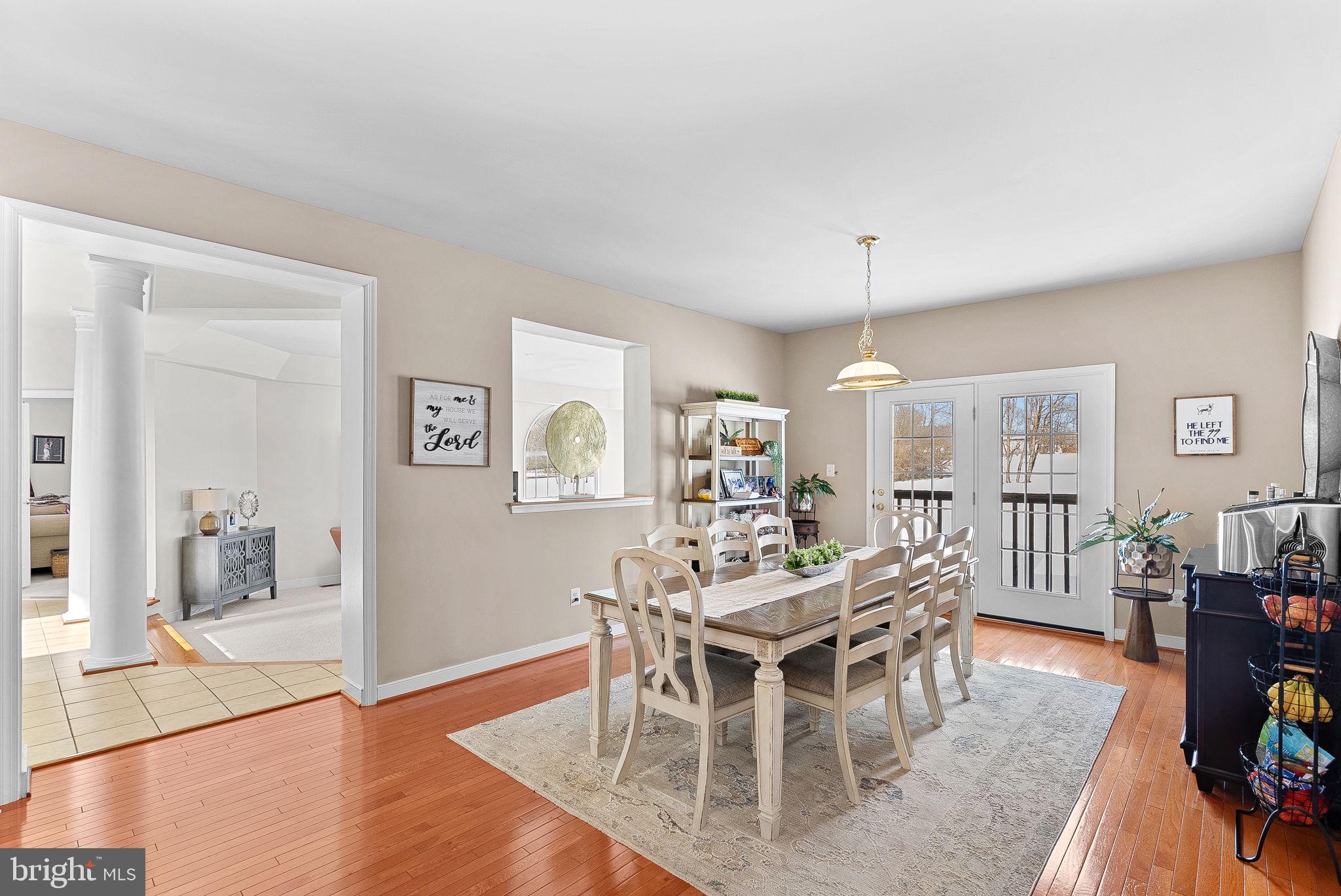 LEESBURG CROSSING - Residential