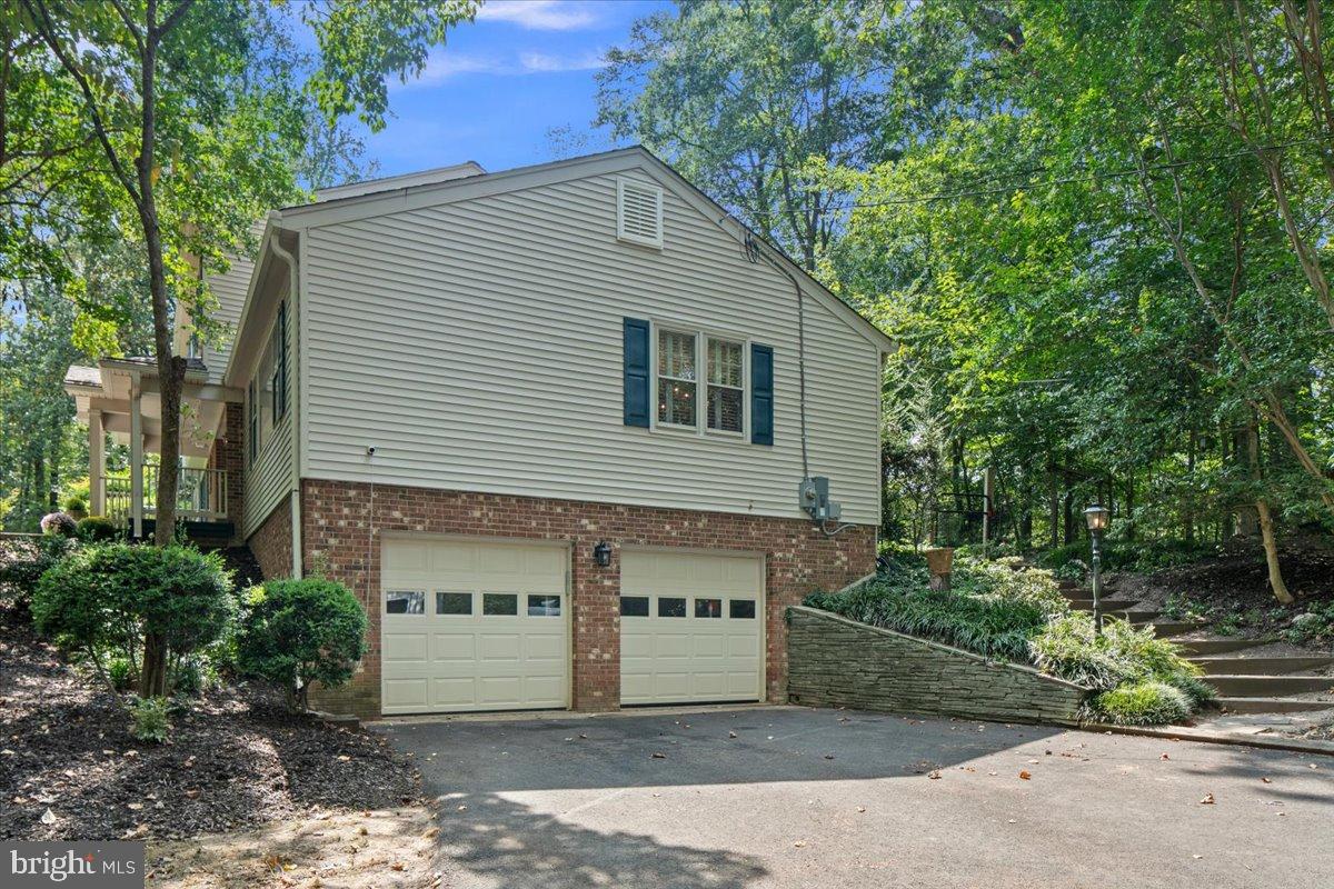 CLIFTON - Residential